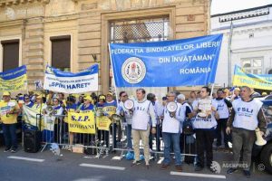 Protestele sindicaliștilor din învățământ continuă