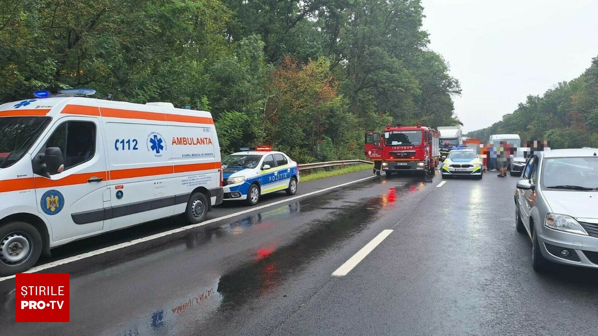 Accident tragic pe A1: TIR îi sfărâmă pe cei doi tineri și mai ales pe eleva de liceu care se aruncă în fața camionului într-un gest final de dragoste și de disperare.