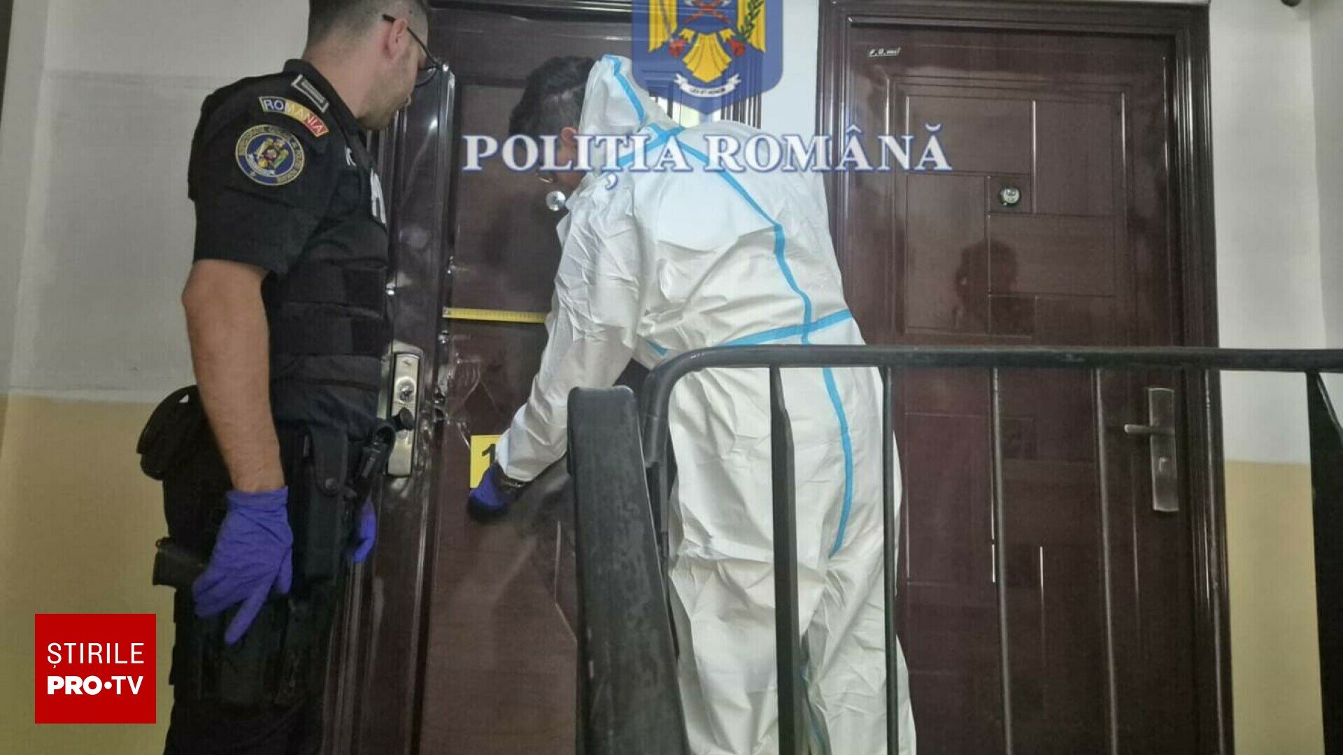 [ad_1] În municipiul Craiova, o intervenție a poliției a fost necesară într-o situație gravă, după ce mai multe apeluri la 112 au semnalat un incident violent într-un apartament