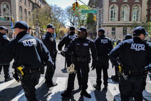 Incident armat într-un restaurant din New York: 3 persoane decedate și 8 rănite