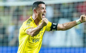 Cristiano Ronaldo debutează în Saudi Pro-League cu Al Nassr și marchează împotriva lui Al Taawoun.