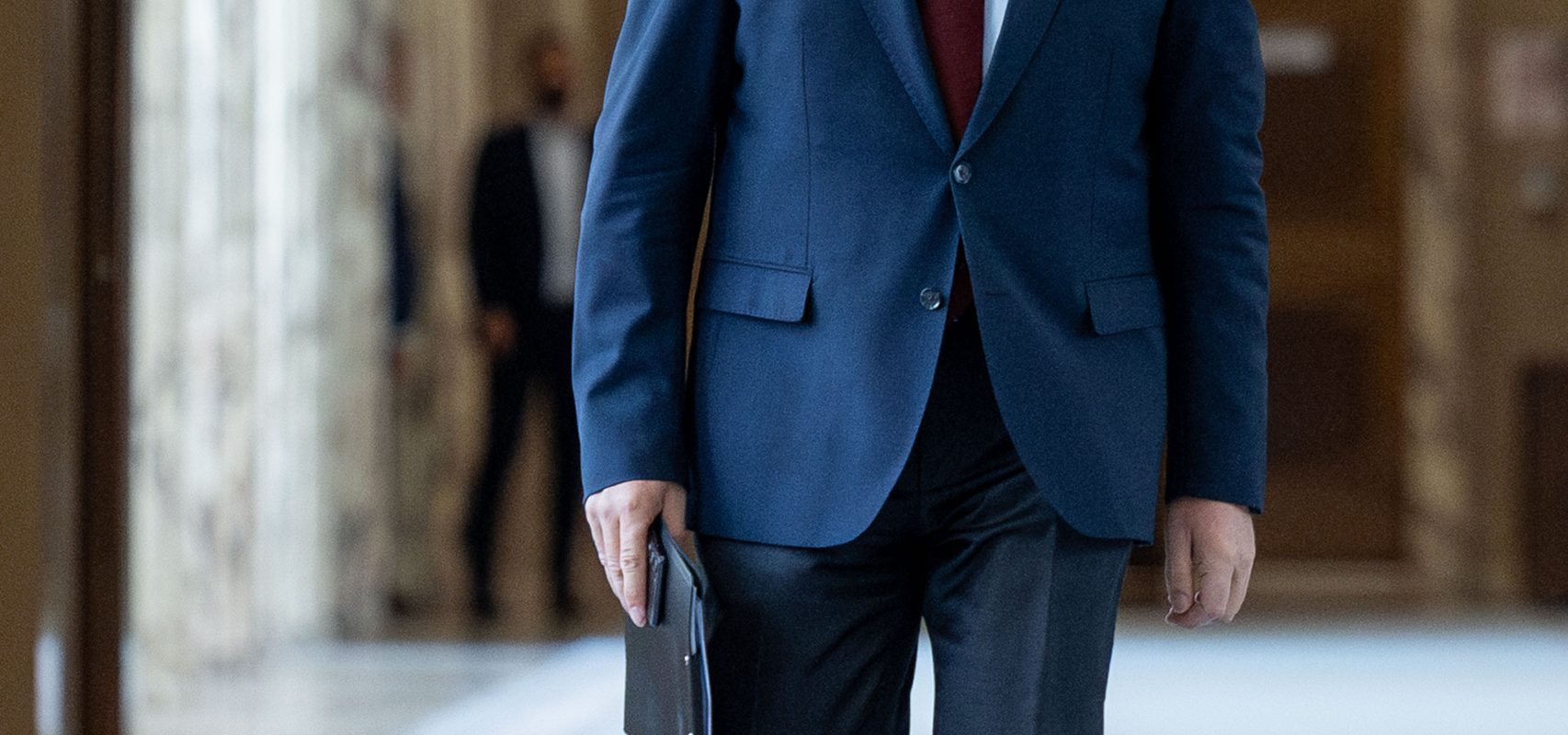 Bolojan face un apel către cadrele didactice: Guvernul nu poate