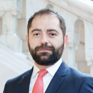 Burnete: Confirmă că situația economică s-a deteriorat în timpul anului. Bugetul nostru se bazează pe o presupusă creștere de 2,5%, este sigur că aceasta nu se va concretiza / Nu presupun că ne așteaptă o recesiune și sperăm să facem tot posibilul pentru a o preveni.