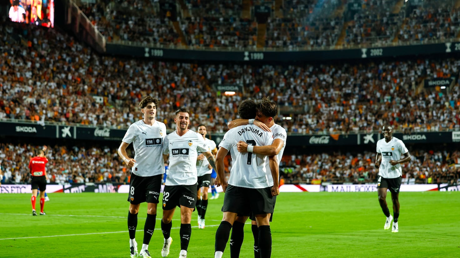 [ad_1] Aprobados și respinși la Valencia: Echipei i-a reușit o victorie convingătoare, iar Mestalla a răsuflat ușurată