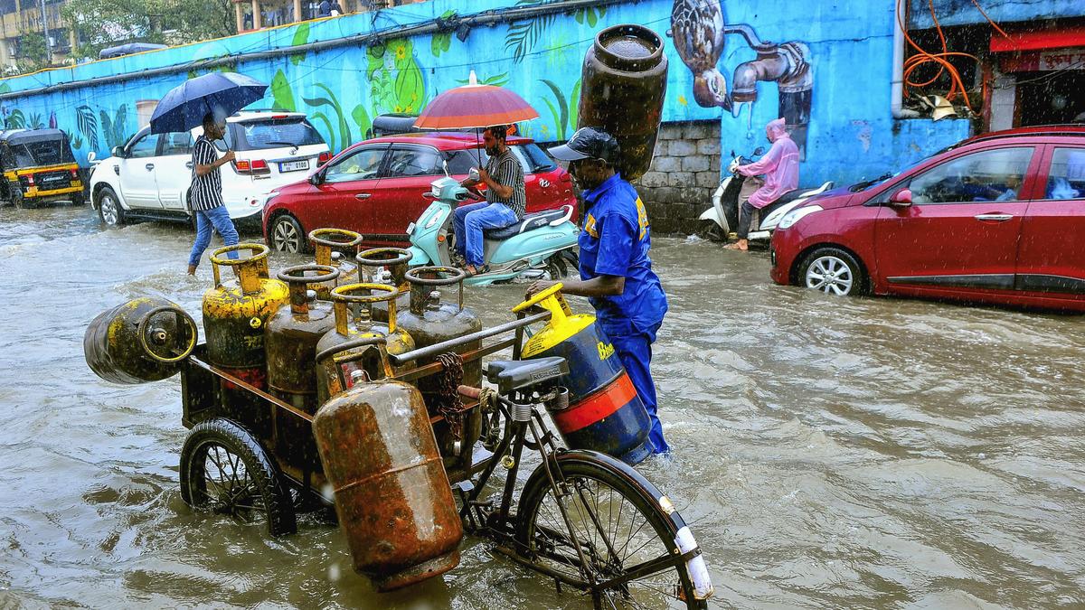 India monsoon Updates: Heavy rains lash Nanded, three dead; several villages cut off due to floods
