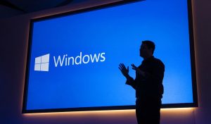 Noul Windows intenționează să te mențină dependent de AI, conform Microsoft