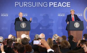 Putin îi sugerează lui Trump ca următoarea întâlnire de vârf să se desfășoare la Moscova.