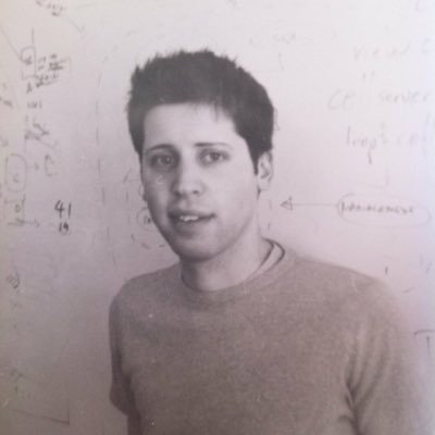 Sam Altman își exprimă indiferența față de Elon Musk: ”Nu