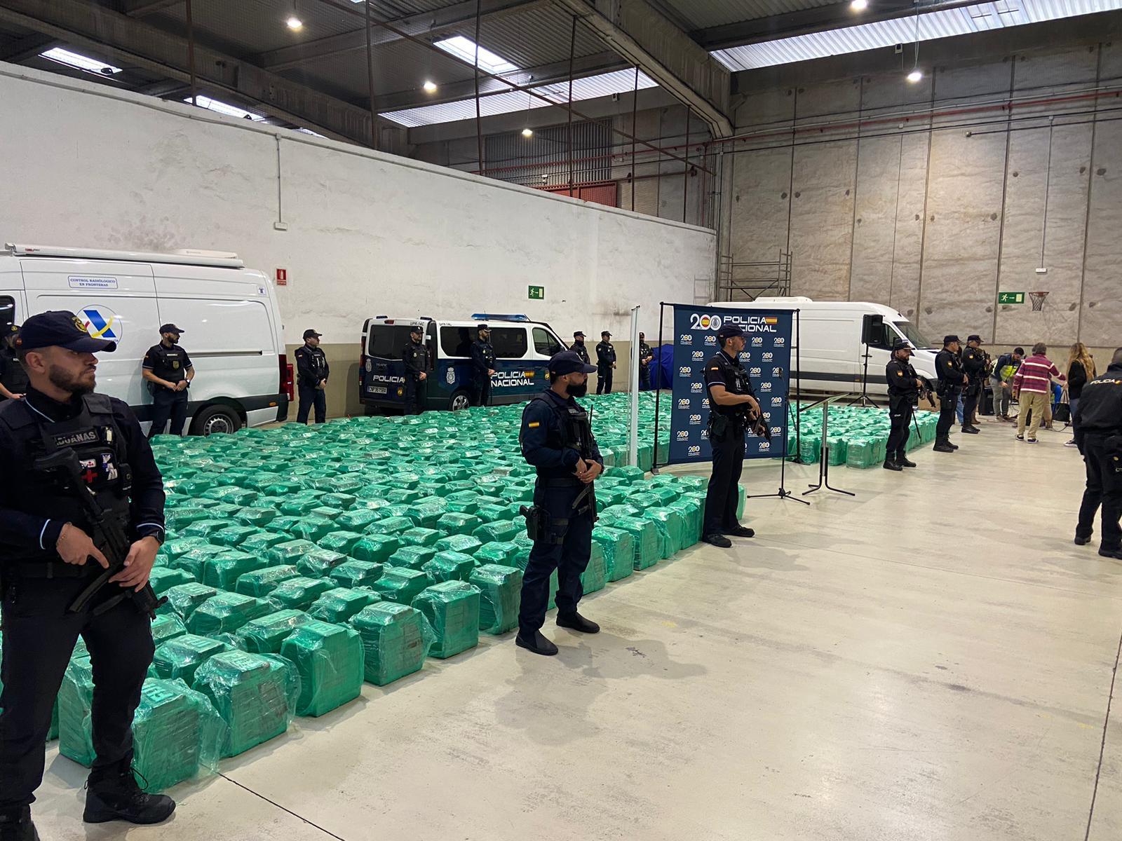 Peste o tonă de cocaină confiscată în Costa Rica, devenită centru logistic pentru cartelurile din Columbia și Mexic în traseul către Statele Unite