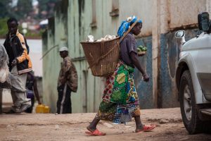 Rebeli sprijiniți de Rwanda au comis masacre asupra civililor în Congo, susține organizația pentru drepturile omului; numărul victimelor ar putea depăși 300, iar supraviețuitorii relatează scenele oribile la care au fost martoriea noastră”