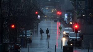 Vreme instabilă la București duminică după-amiază, cu ploi și fulgere