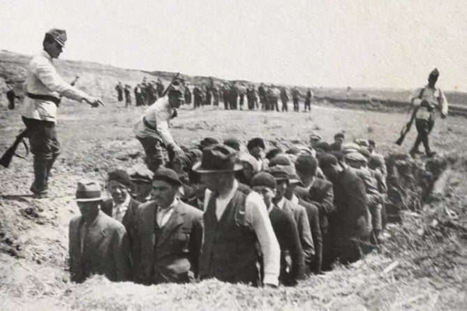 holocaust-in-romania-evrei-executati-sumar-.jpg