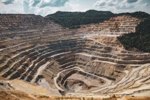 Solicitări record de uraniu în contextul creșterii continue a cererii de energie nuclearăea noastră”