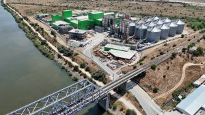 Compania Omnia Europe SA implementează proiecte de investiții ample la unitatea de producție din Medgidia, județul Constanța, ceea ce deschide noi perspective și șanse pentru fermierii locali.