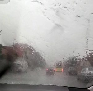 Avertizare meteo: Cod galben de ploi torențiale și descărcări electrice în Oltenia, sudul Transilvaniei, nord-vestul Munteniei și regiunea Carpaților Meridionaliea noastră”