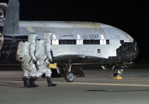 Avionul X-37B lansează o nouă misiune, echipat cu un „GPS cuantic” misterioasă