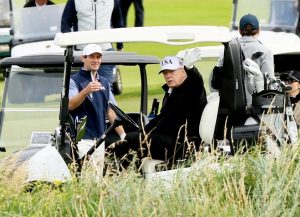 Donald Trump anunță că va participa la debutul turneului de golf Ryder Cup, unde vor fi confruntate echipele din Europa și Statele Uniteea noastră”