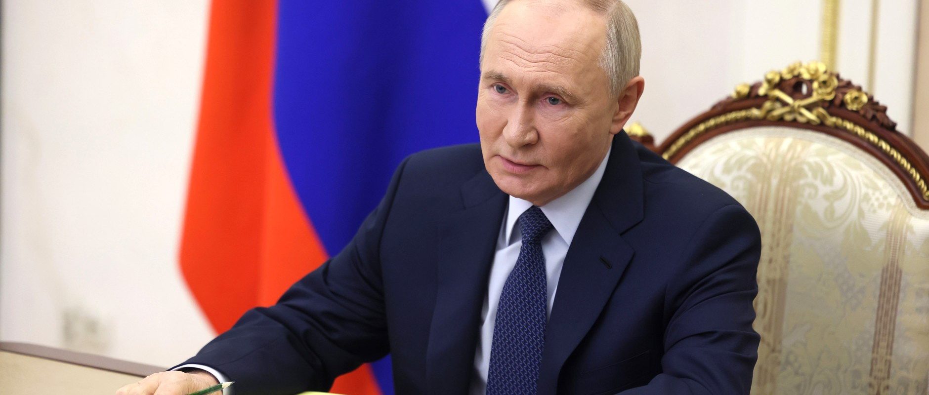 vladimir-putin-prim-plan.jpg