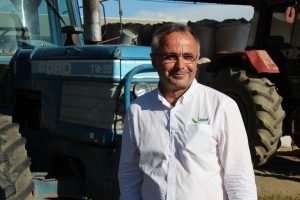 Fermierii din Bărăgan resimt impactul schimbărilor climatice: ploaia vine insistent când nu e necesară și lipsește atunci când e vitală, spune agricultorul Arnaud Perrein
