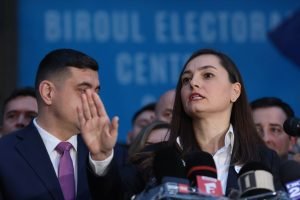 Anamaria Gavrilă, lidera SOS, acuză guvernul de preferința pentru lipsa dialogului și democrației, prin utilizarea mecanismului de asumare a răspunderii