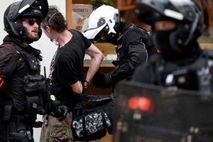 Franța: 540 arestați din 200.000 protestatari împotriva austerității