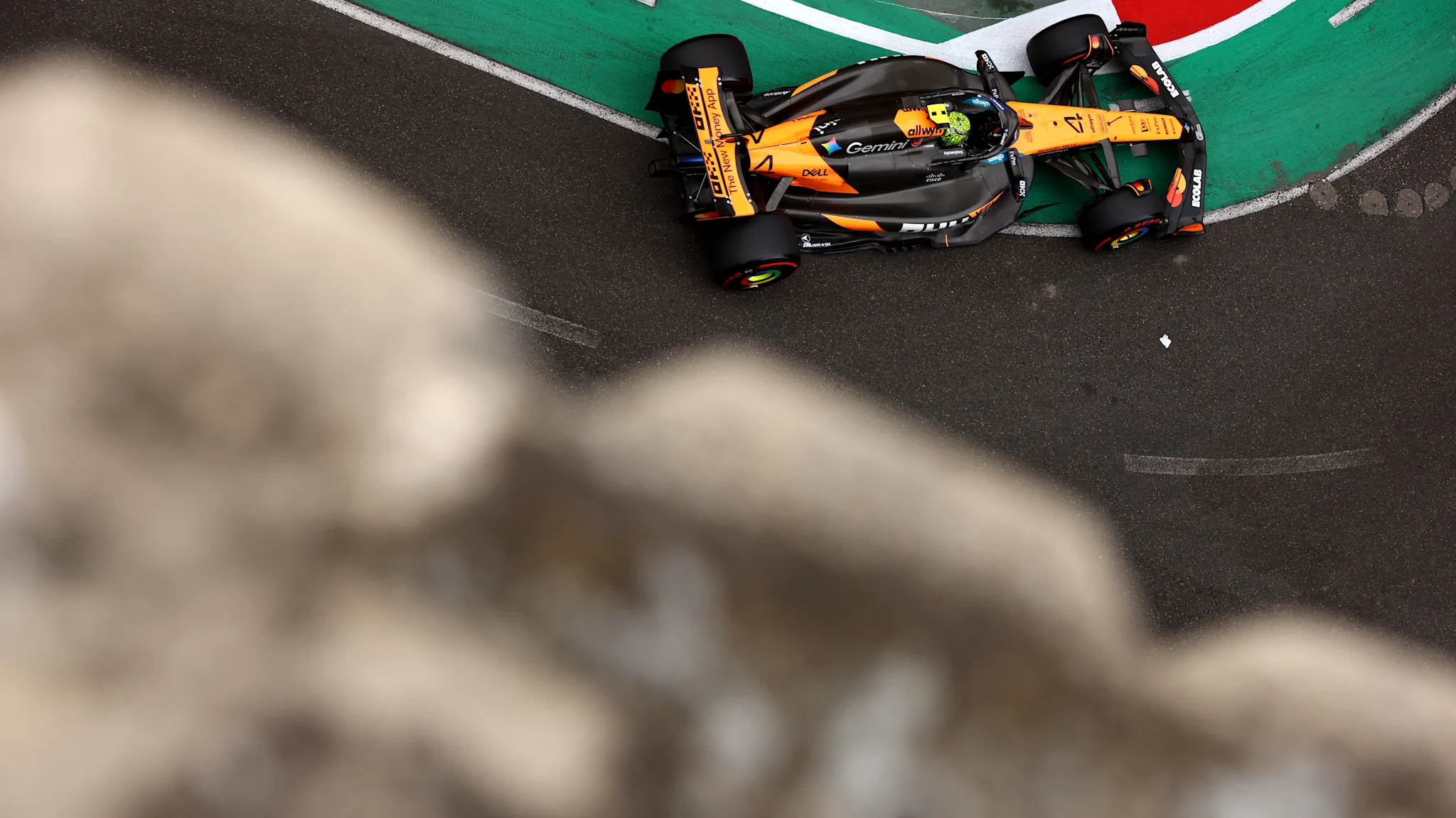 Lando Norris conduce în Azerbaijan după antrenamentul final