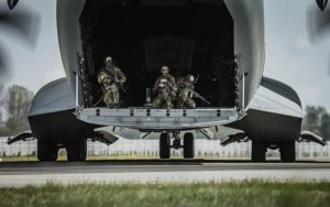 Germania se pregătește pentru un scenariu în care unora o mie de soldați ar fi răniți zilnic în eventualitatea unui conflict cu Rusia