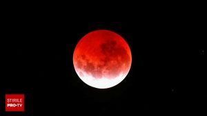“Eclipsa lunară din data de 7 septembrie 2025: Cum puteți urmări în direct fenomenul astronomic al eclipsei totale de Lună Roșie”