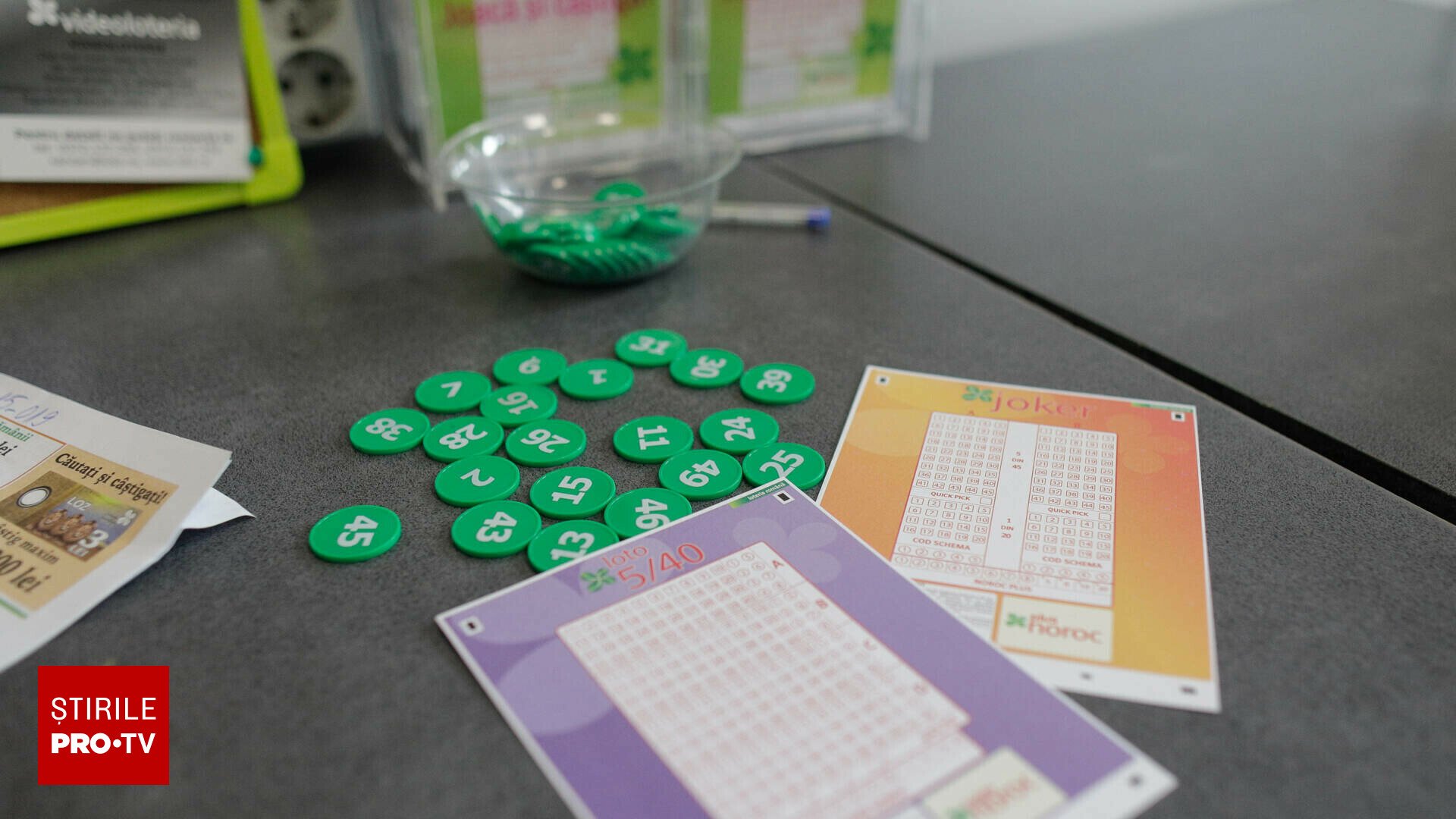 [ad_1] Loteria Română anunță că reportul la Loto 6/49, categoria I, a depășit 34,98 milioane de lei, în timp ce la Joker, tot la prima categorie, suma acumulată este de 33,27 milioane de lei