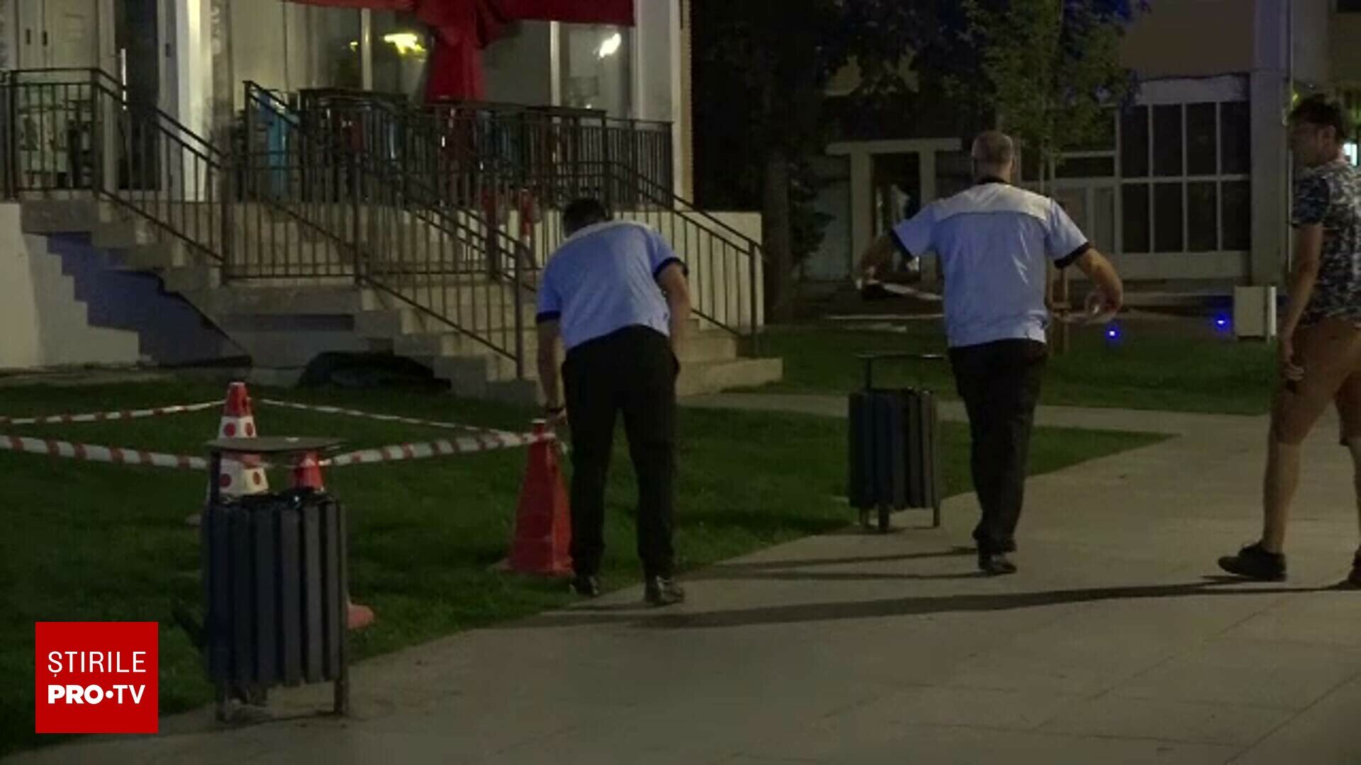 Edilul-șef al orașului Vaslui face declarații explicite după un tragic incident în care un minor a decedat din cauza electrocutării survenite după atingerea unui ecran de proiecție: „Aparatul respectiv nu trebuia să fie în funcțiune, nici măcar astăzi și nici ieri”.