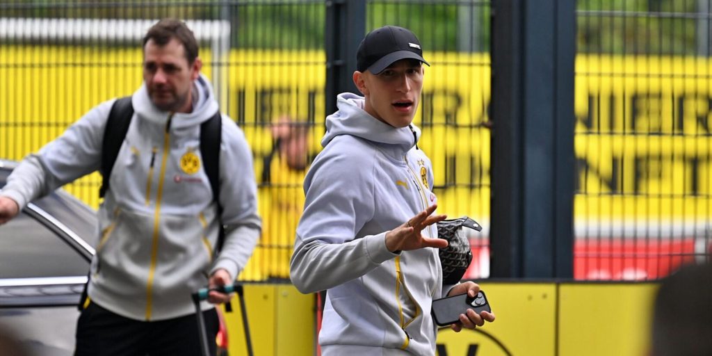 Nicolas Schlotterbeck se întoarce – decizia lui Edmond Anselmino a căzut, lotul Borussiei Dortmund pregătit pentru meciul cu Wolfsburg