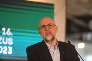 Ieri eram îndoielnic, astăzi sunt de acord