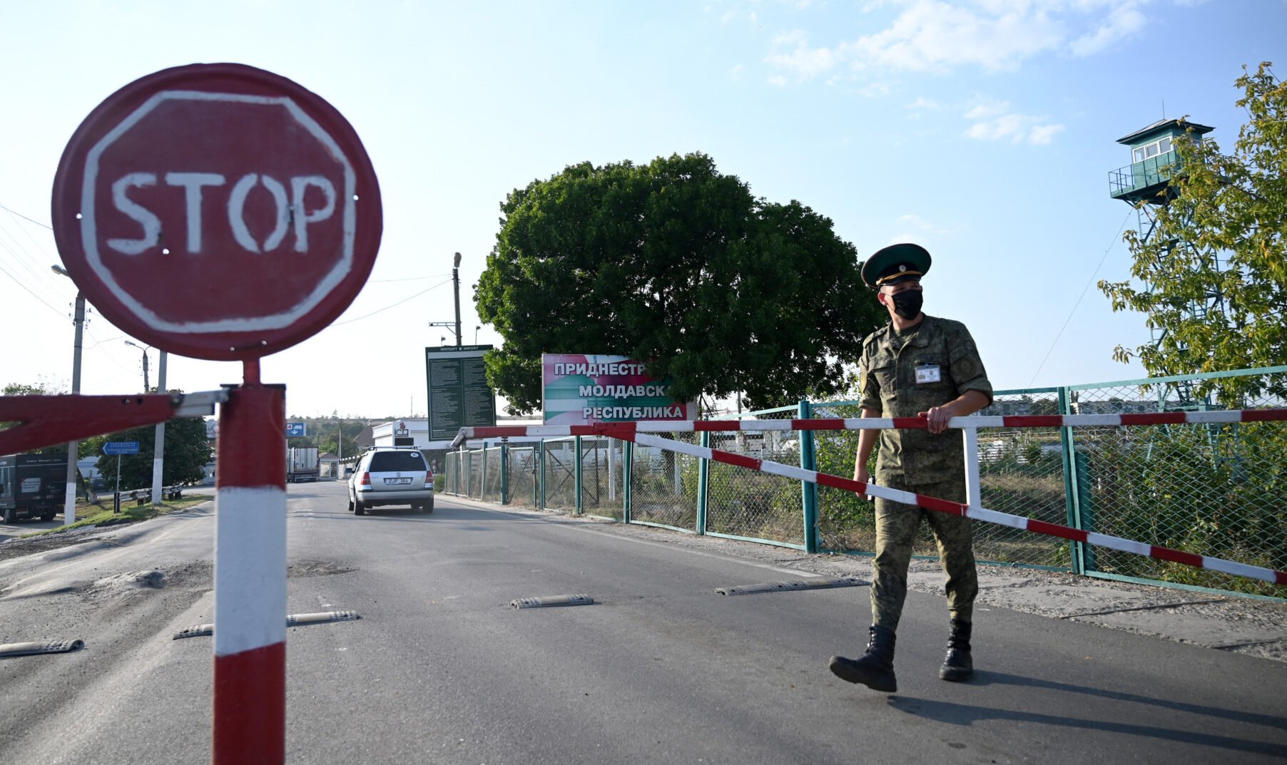 Ambuteiaje pe podul de acces din Transnistria către Moldova din cauza verificărilor extensivive; șapte incidente de transport organizat al alegătorilor din regiune, conform unei organizații de monitorizare electorală