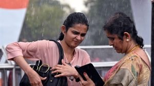 Ploaie puternică lovește Delhi, avioanele anunță avertizări de călătorie