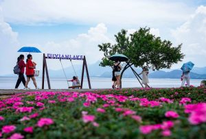 Andrei Burcă: viața în China, mai grea decât pare