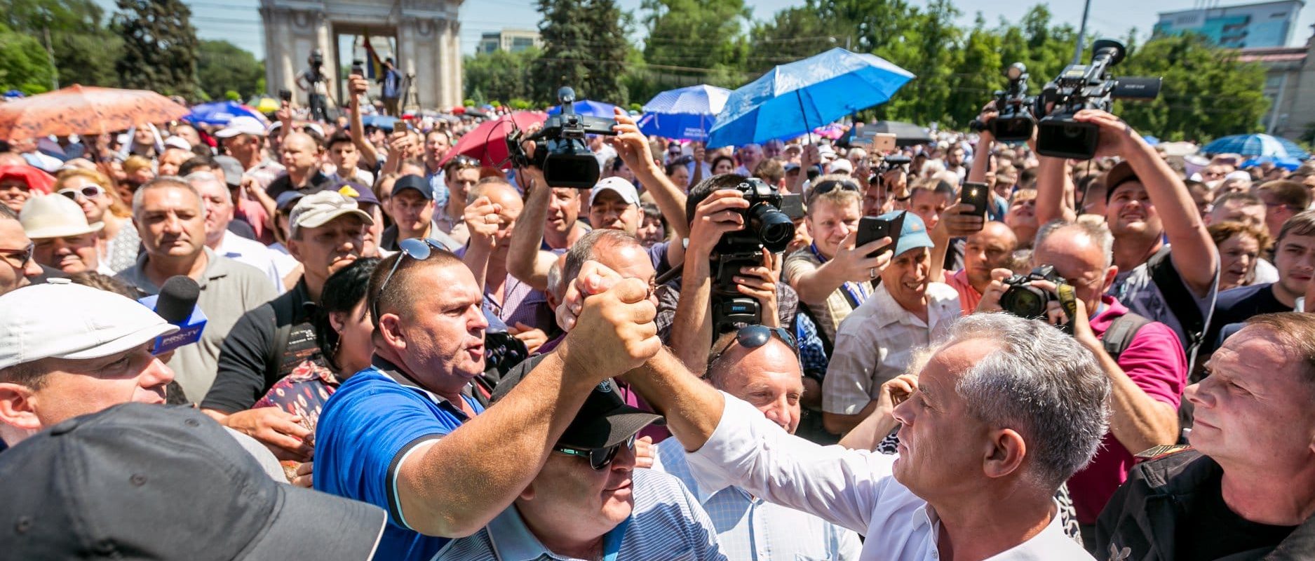 Autorităţile din Grecia au suspendat extrădarea lui Vladimir Plahotniuc, conform