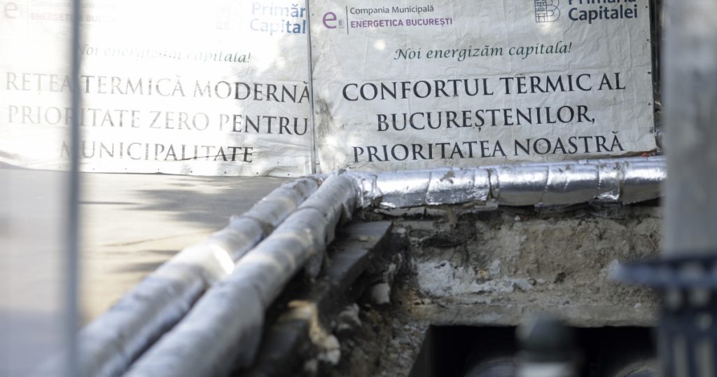 Noi reparații la rețeaua de termoficare din București: peste 400 de blocuri rămân fără apă caldă