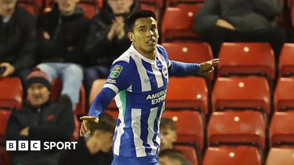 Barnsley învinsă cu 0-6 de Brighton, Diego Gomez marchează 4 goluri.
