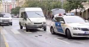 Autoritățile din Ungaria au descoperit 4,4 kg de marijuana într-un microbuz care circula din România către Italia