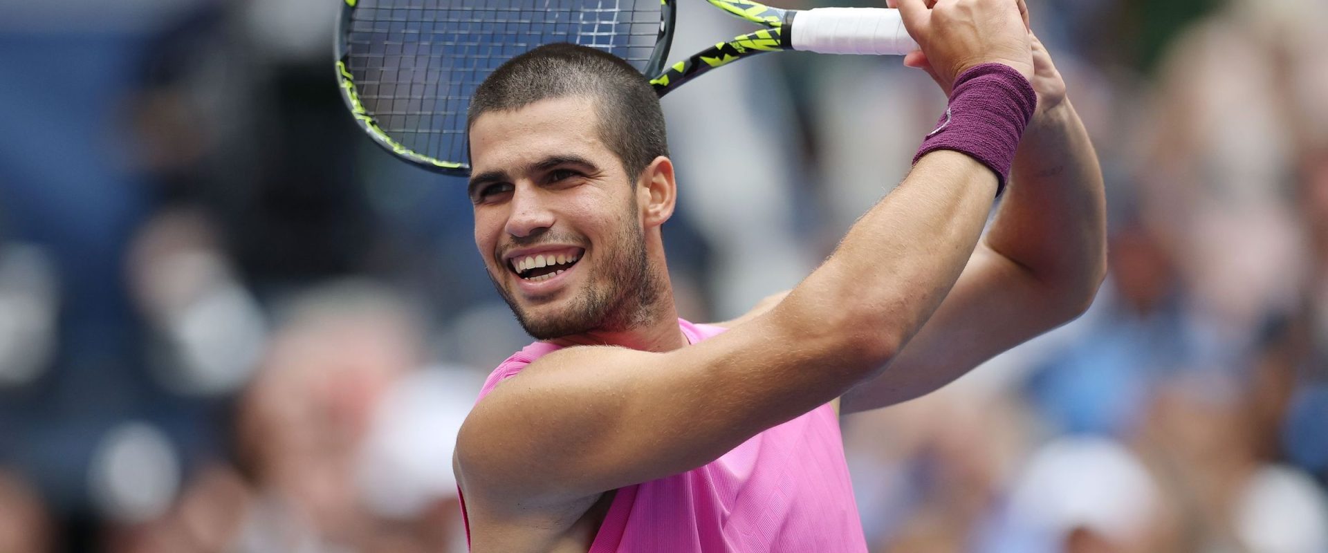 Carlos Alcaraz l-a surclasat pe Novak Djokovic și e în finală la US Open! Ibericul a atins câteva borne fabuloase