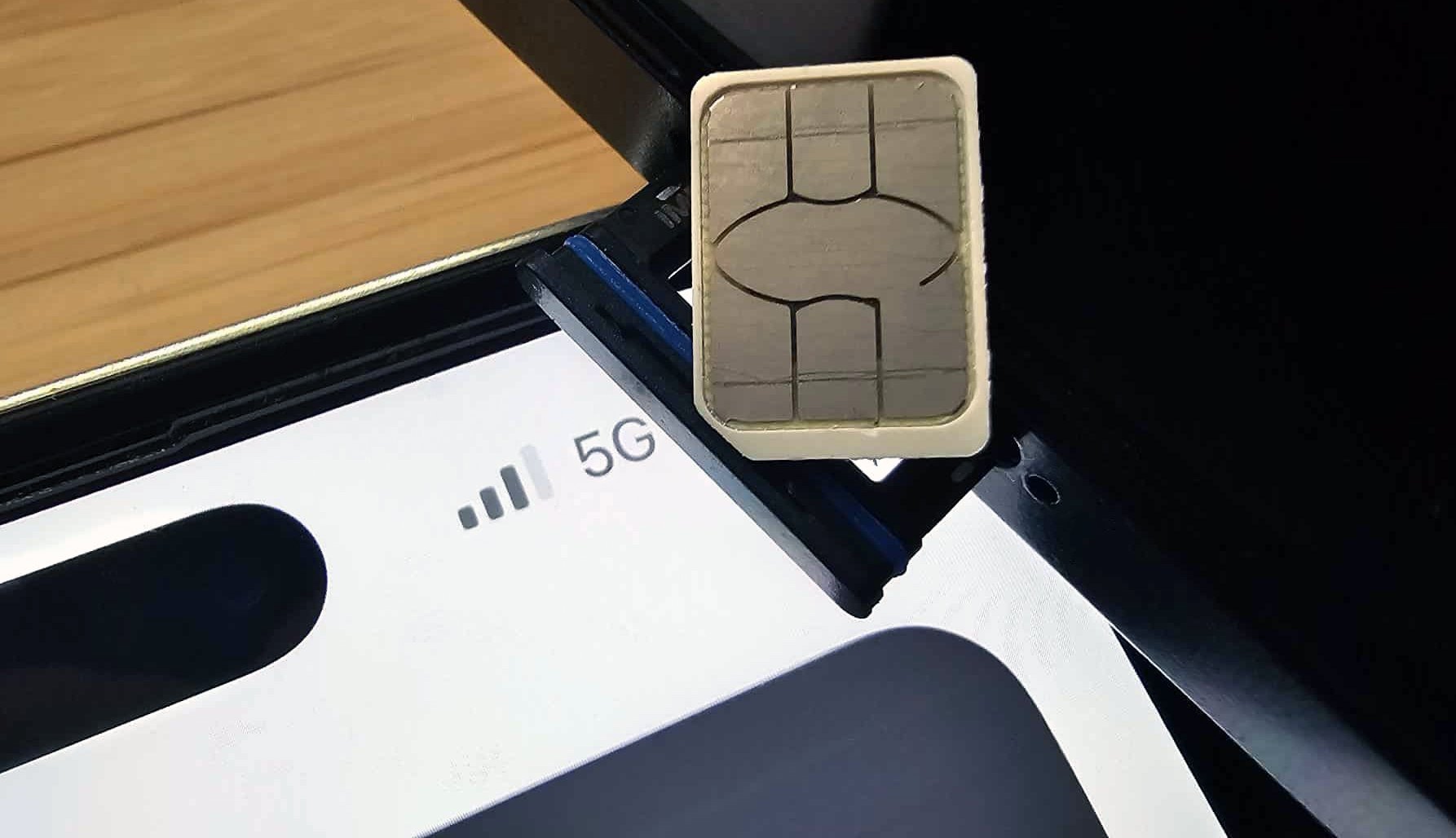 [ad_1] Trecerea către eSIM-only devine o realitate în industria telefoanelor mobile, iar Apple accelerează această tranziție odată cu lansarea iPhone Air, un model ultra-subțire construit exclusiv pentru tehnologia digitală a SIM-urilor