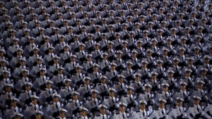 China prezintă noi arme în parada militară