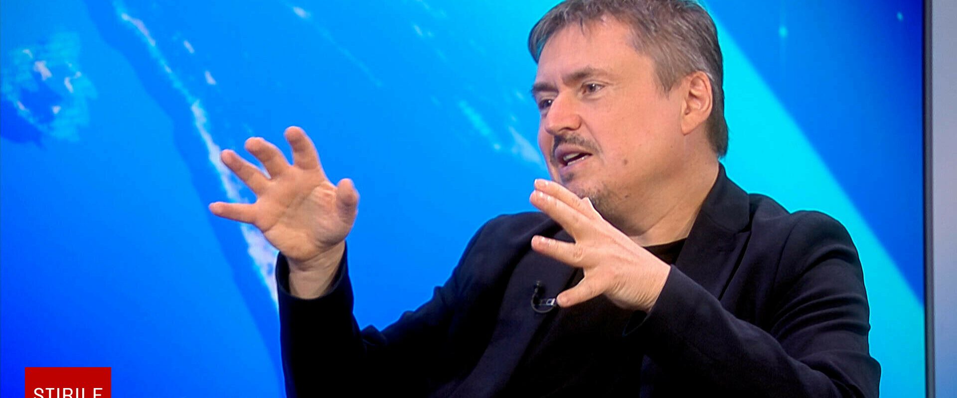 Cristian Mungiu: „Acasă întotdeauna se spunea: pregătește-te pentru ziua în care se va întoarce războiul, că stăm lângă ruși”
