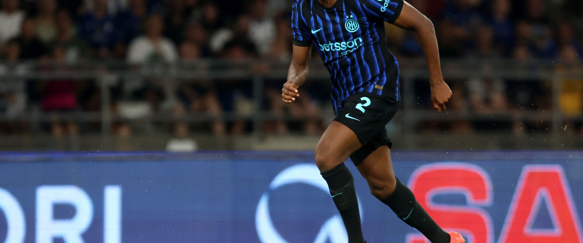 Denzel-Dumfries-Inter-Milan-2.jpg