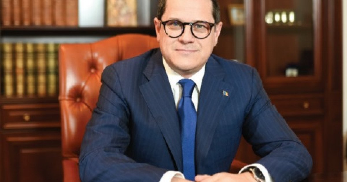 Eduard Hellvig, fost șef SRI: Ezitarea ministrului Apărării e muniția cea mai devastatoare pe care drona a detonat-o în societate