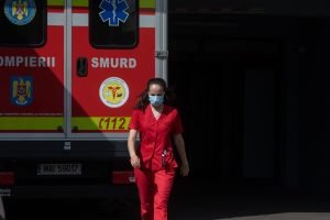 Ministrul Sănătății anunță reorganizarea și posibilă comasare a direcțiilor de sănătate publică și centrelor regionale ale INSP până la sfârșitul anului; indicatorii de performanță pentru manageri și șefii de secții din spitale vor fi aprobați prin ordin ministerial