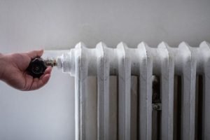 Consilierii PNL din Timișoara se opun creșterii tarifului pentru energie termică destinată locuitorilor, în timp ce primarul Dominic Fritz a sugerat o majorare de aproximativ 40%