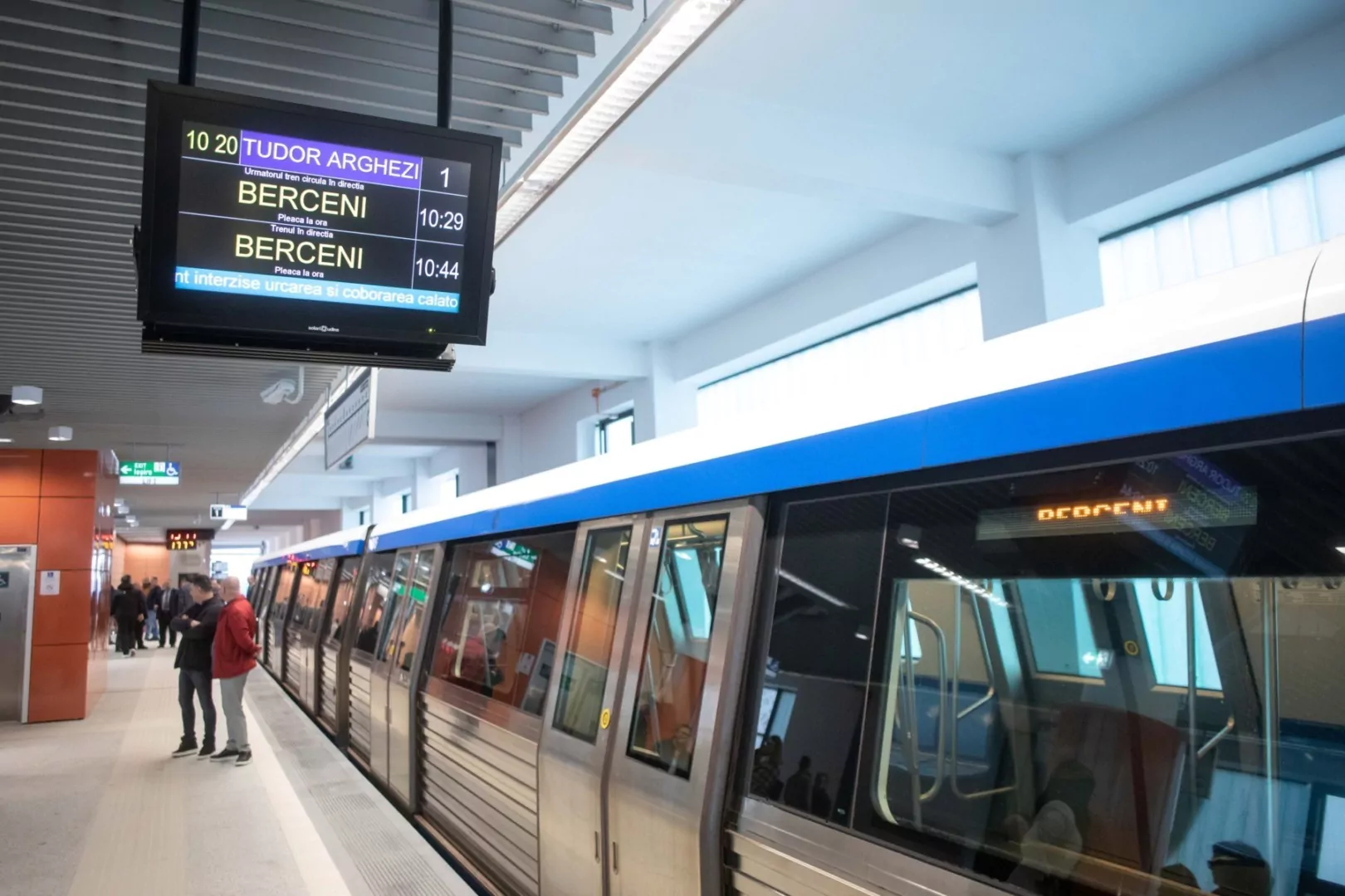 Desigur! Iată o variantă reformulată a titlului:

„Liniiile Magistralei 2 de metrou se extind pe segmentul Pipera – Petricani, adăugând două noi stații. A fost semnat acordul pentru această colaborare.”

Dacă dorești și alte variante sau ajustări, sunt aici să te ajut!