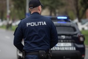 Video: Adolescente de 17 ani, suspectat că a trimis mesaje amenințătoare către școli și spitale, plasat în arest preventiv