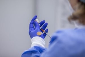 Noile recomandări privind vaccinarea copiilor, schimbate radical de către administrația Trump, în ciuda avizului experților în domeniu